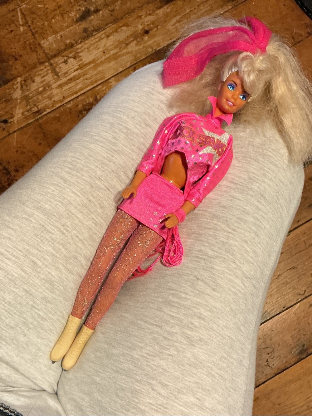 Vintage 1986 Barbie and the Rockers Mattel Barbie Doll in Skates